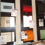展示ポスト