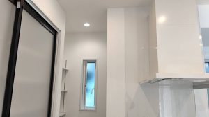 1613976917665
